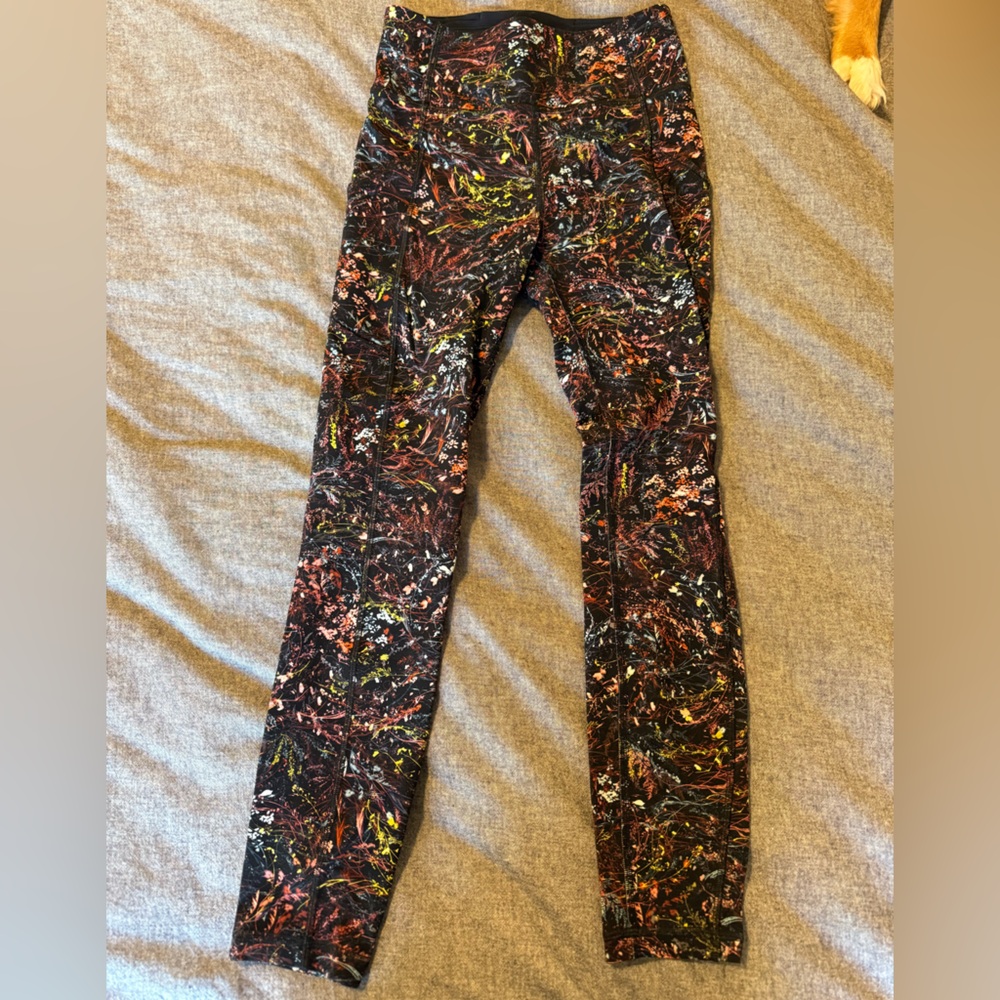 Lululemon leggings with pockets